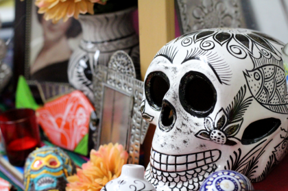 On Oct. 28 and 30, Spanish II and III met with the Pre-AP and AP Studio Art to celebrate the Day of the Dead. The Day of the Dead is a holiday in Spanish and Latin American culture that celebrates deceased individuals and honors their memory. 
