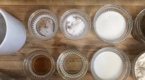 MINUTE MUG CAKES
