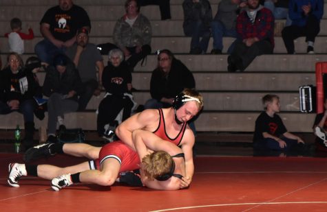 WRESTLING VS PRIEST RIVER