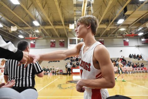 BOY’S BASKETBALL EDGES ST. MARIES